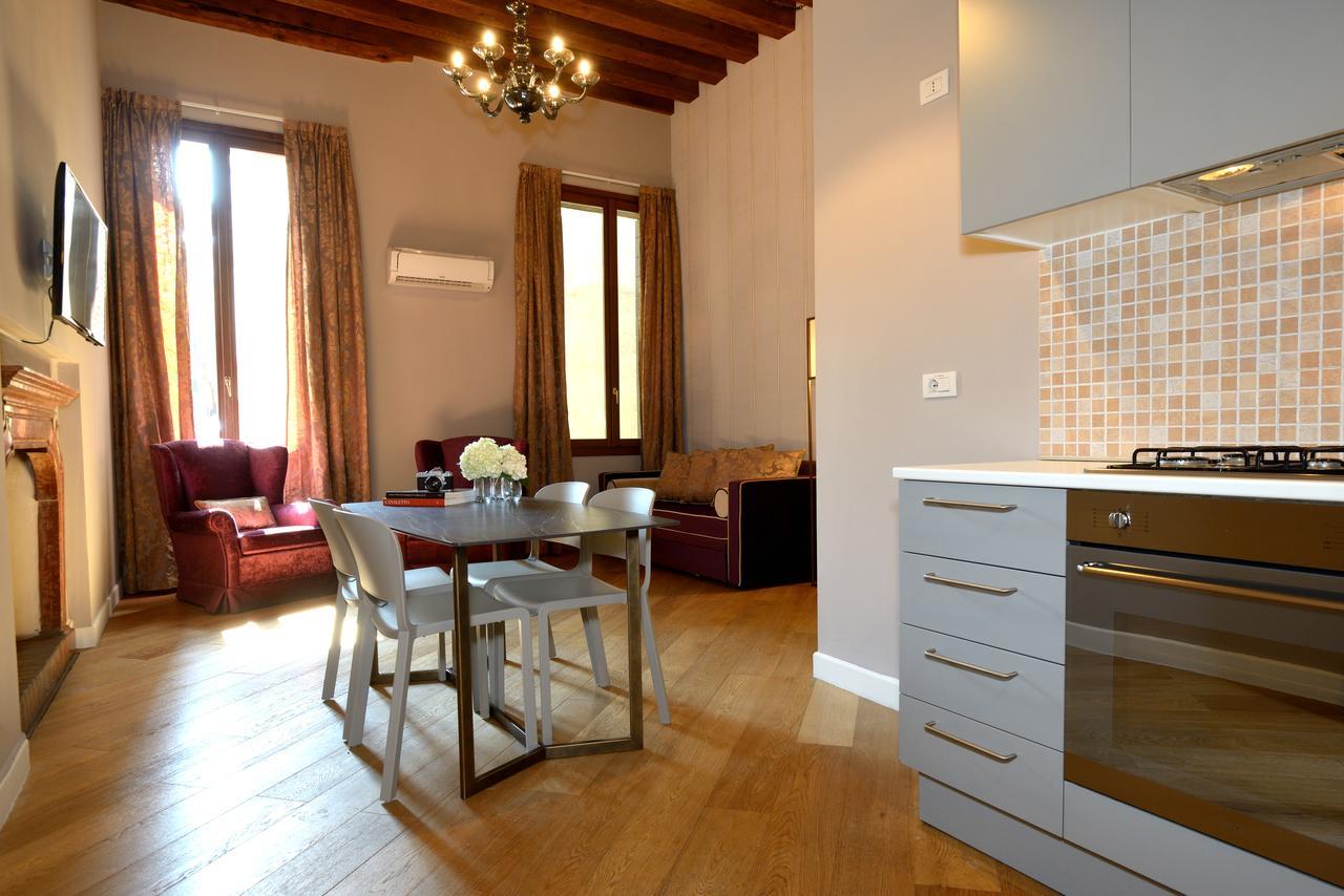 Residence La Fenice Venezia Esterno foto