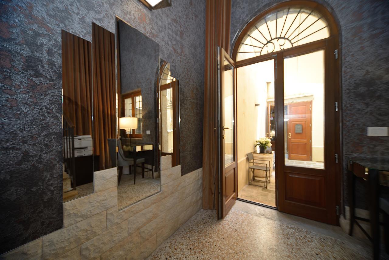 Residence La Fenice Venezia Esterno foto