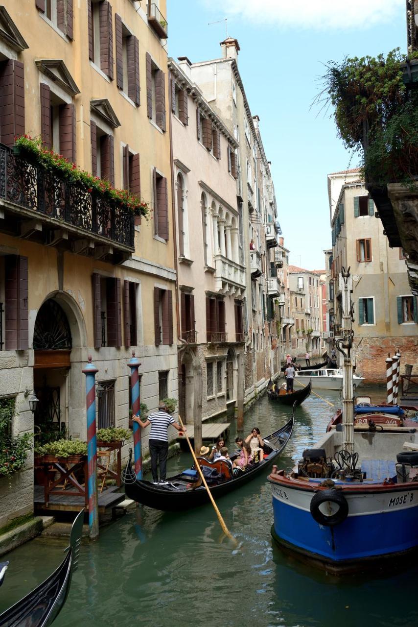 Residence La Fenice Venezia Esterno foto